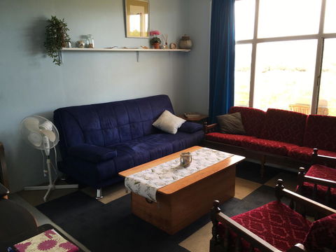 Camelot - Accommodation Georgetown 3