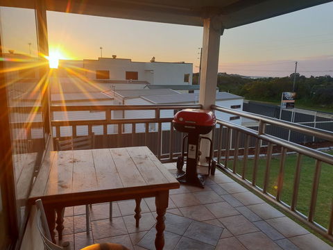 Rocks Retreat House With Sea Views - Accommodation Georgetown 13
