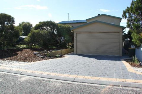 LAS ARENAS - The Sands - BEACH HOUSE - Accommodation Georgetown 0