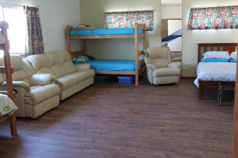 LAS ARENAS - The Sands - BEACH HOUSE - Accommodation Georgetown 4