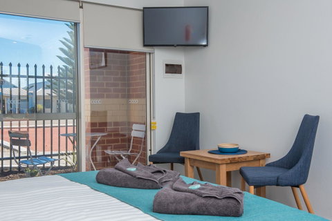 Jurien Bay Motel Apartments - Accommodation Georgetown 8