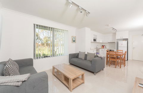 Yaran Suites - Accommodation Georgetown 1