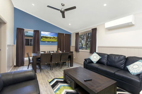 Armidale Tourist Park - Accommodation Georgetown 0