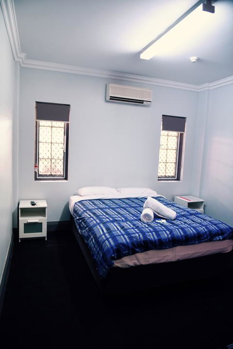 The Emperors Crown Hostel - Accommodation Georgetown 27
