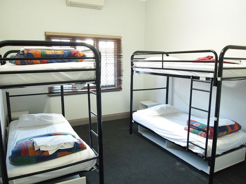 The Emperors Crown Hostel - Accommodation Georgetown 21