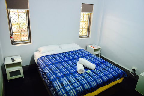 The Emperors Crown Hostel - Accommodation Georgetown 13