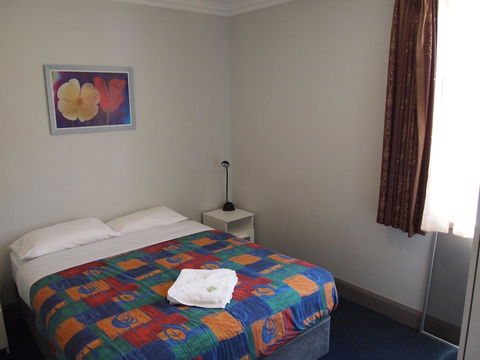 The Emperors Crown Hostel - Accommodation Georgetown 40