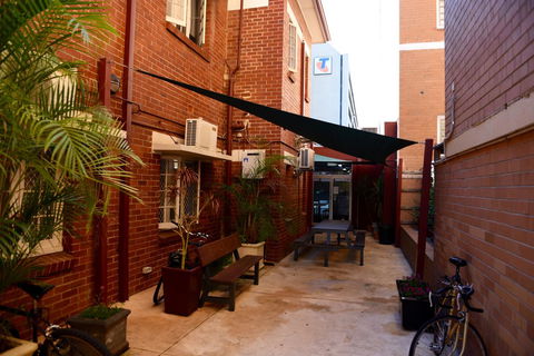 The Emperors Crown Hostel - Accommodation Georgetown 10