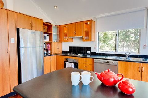 Cottesloe Beach House I - Accommodation Georgetown 6