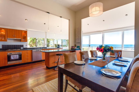 Cottesloe Beach House I - Accommodation Georgetown 3