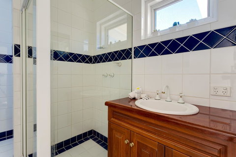 Cottesloe Beach House I - Accommodation Georgetown 16