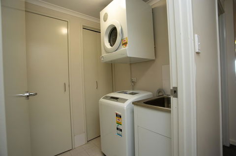 Perth Short Stays - Accommodation Georgetown 23