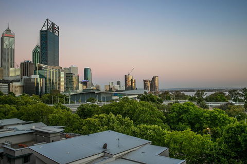 Perth Short Stays - Accommodation Georgetown 4