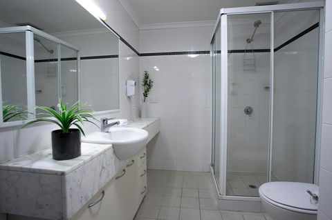 Perth Short Stays - Accommodation Georgetown 7