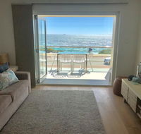 Cottesloe Beachfront Ocean View Apartment - Accommodation Georgetown
