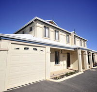 Palm Beach Manor - Accommodation Georgetown
