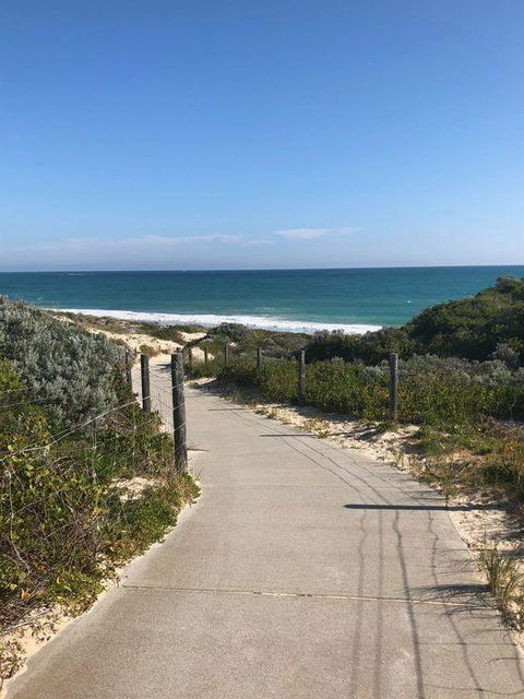 The Compass Beach House - Accommodation Georgetown 14