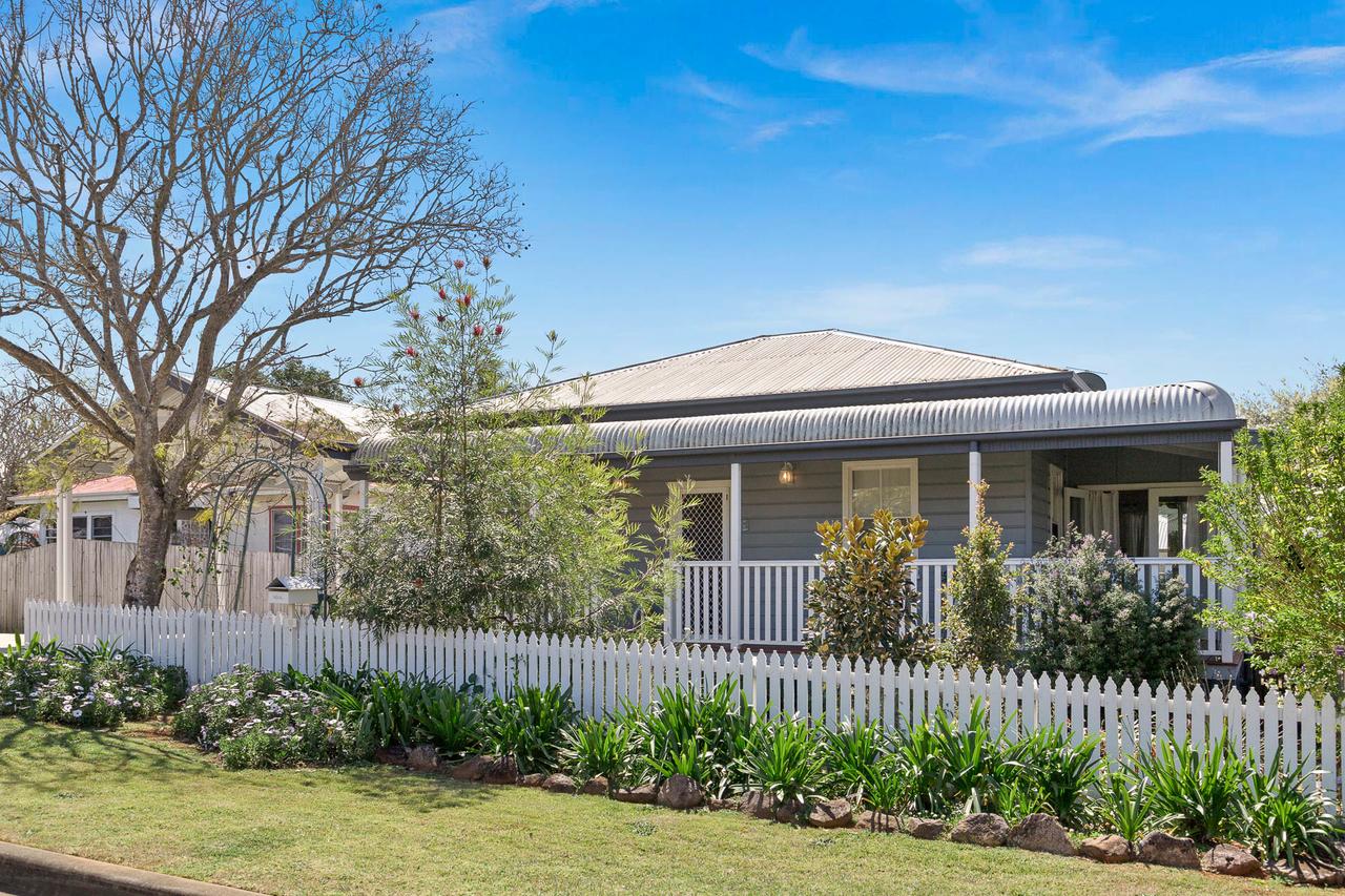 Cabbage Tree Island NSW Accommodation Georgetown