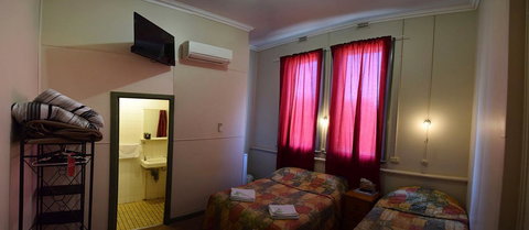 The Palace Hotel Kalgoorlie - Accommodation Georgetown 3