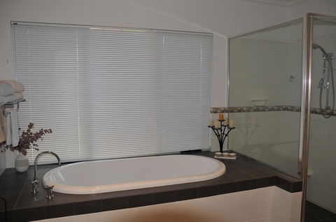 Glenelg On King Bed & Breakfast - Accommodation Georgetown 26