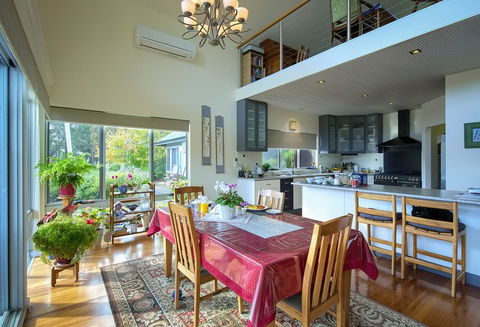 Glenelg On King Bed & Breakfast - Accommodation Georgetown 8