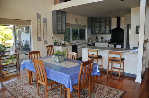 Glenelg On King Bed & Breakfast - Accommodation Georgetown 22