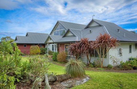 Glenelg On King Bed & Breakfast - Accommodation Georgetown 0