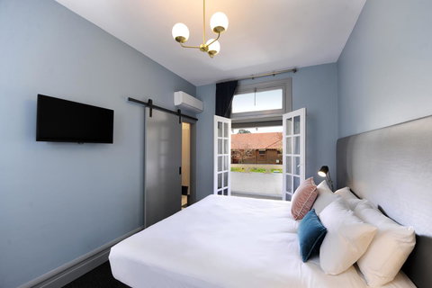 The Stirling Arms Hotel - Accommodation Georgetown 6