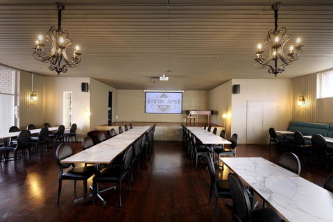 The Stirling Arms Hotel - Accommodation Georgetown 16