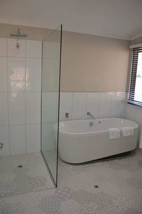 The Floating Forest - Accommodation Georgetown 24