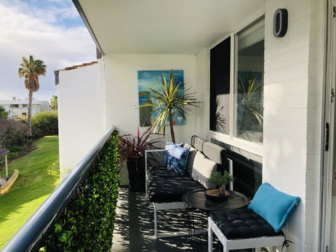 West Beach Lagoon 220 Stylish And Cozy - Accommodation Georgetown 7