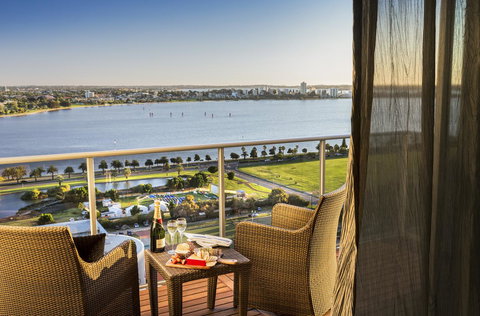 Fraser Suites Perth - Accommodation Georgetown 1