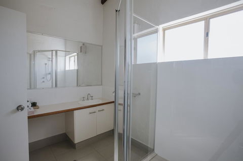 Canal Rocks Beachfront Apartments - Accommodation Georgetown 13