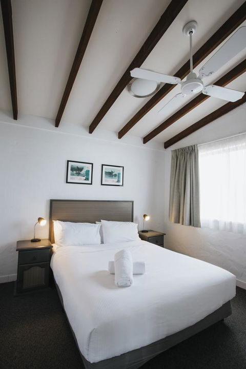 Canal Rocks Beachfront Apartments - Accommodation Georgetown 19