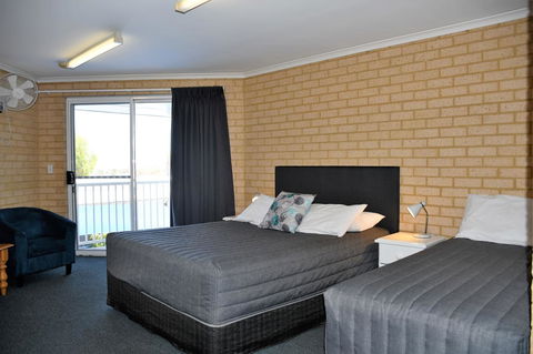 Kalbarri Seafront Villas - Accommodation Georgetown 11