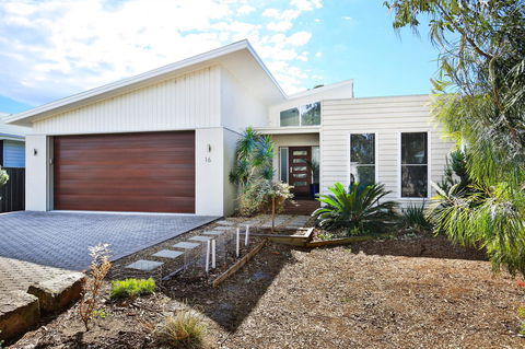 Calming Waters - Pet Friendly - Community Pool - Accommodation Georgetown 38