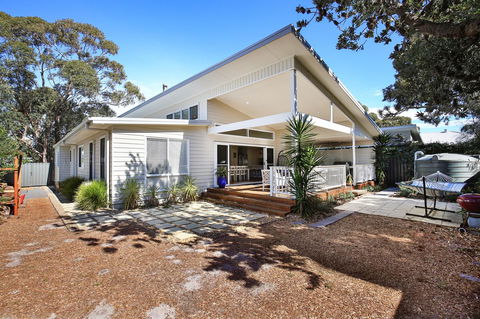Calming Waters - Pet Friendly - Community Pool - Accommodation Georgetown 32