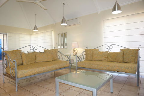 Osprey Holiday Village Unit 110 - Accommodation Georgetown 2