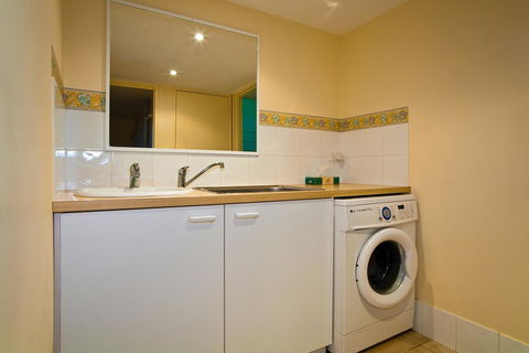 Osprey Holiday Village Unit 110 - Accommodation Georgetown 16