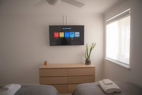 FortyTwo - Oceanside Retreat Busselton - Accommodation Georgetown 15