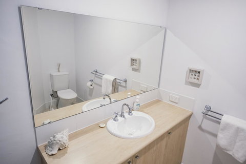 FortyTwo - Oceanside Retreat Busselton - Accommodation Georgetown 13