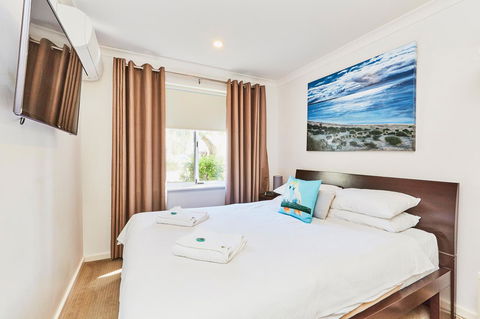Cape View Beach Resort - Accommodation Georgetown 2