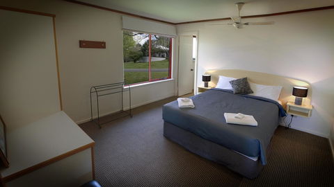 Karri Mia Chalets And Studios - Accommodation Georgetown 20