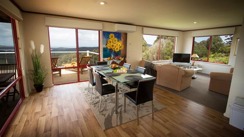 Karri Mia Chalets And Studios - Accommodation Georgetown 36