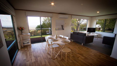 Karri Mia Chalets And Studios - Accommodation Georgetown 8