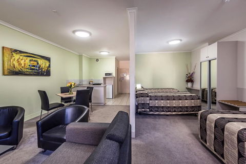Comfort Inn & Suites Goodearth Perth - Accommodation Georgetown 14