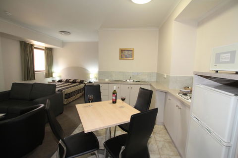 Comfort Inn & Suites Goodearth Perth - Accommodation Georgetown 24