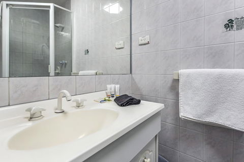 Comfort Inn & Suites Goodearth Perth - Accommodation Georgetown 5
