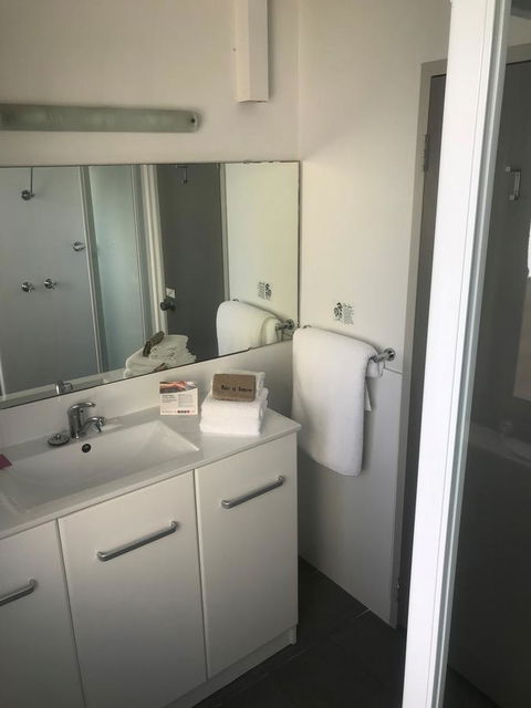Comfort Inn & Suites Goodearth Perth - Accommodation Georgetown 2