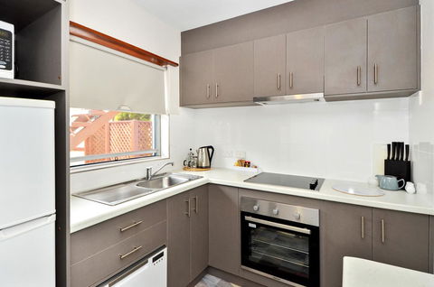 Dolphin Lodge Albany - Self Contained Apartments At Middleton Beach - Accommodation Georgetown 31